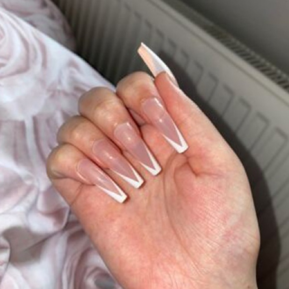 Shein// press on nails